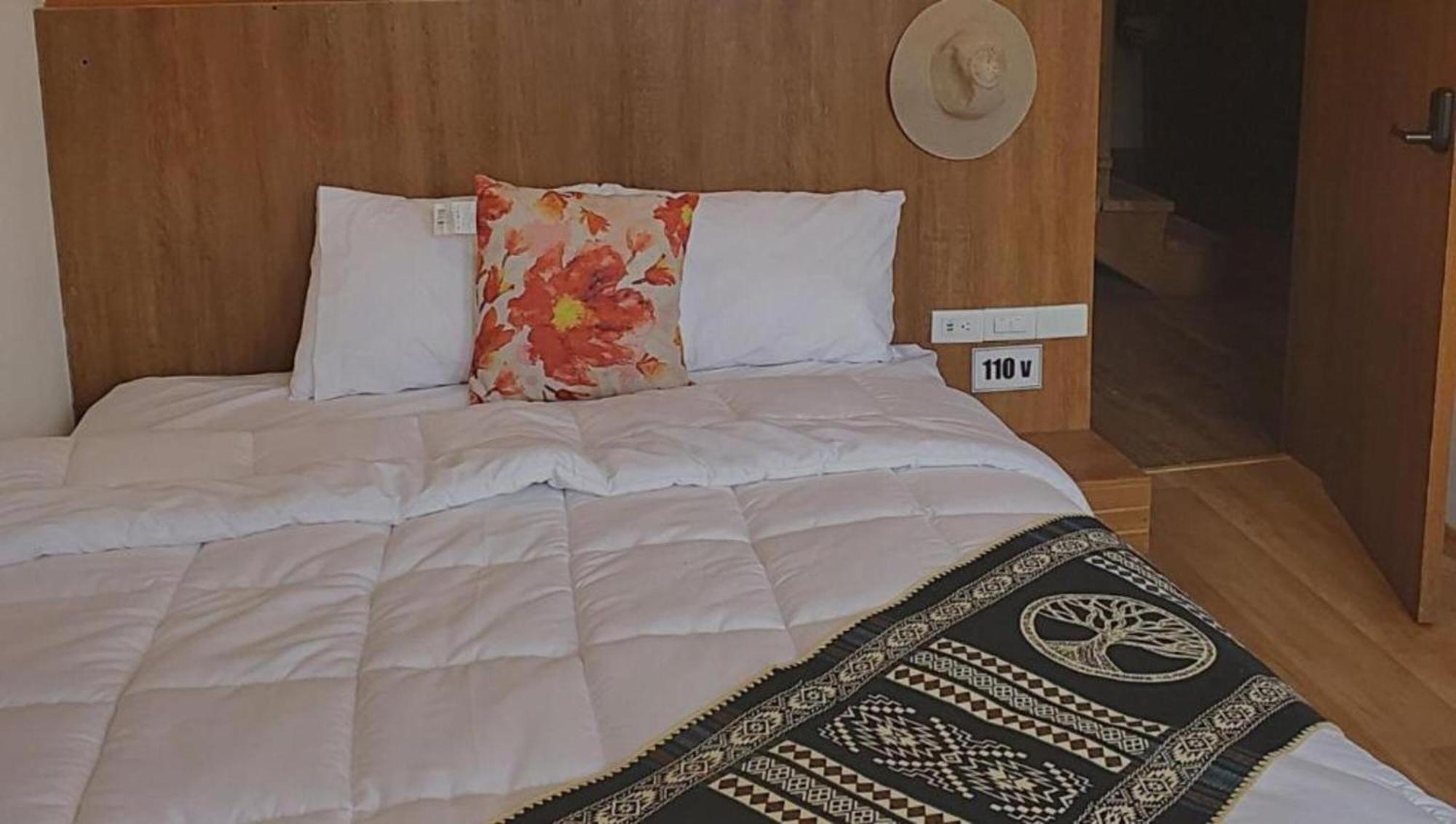 Hotel Inti Кито Экстерьер фото